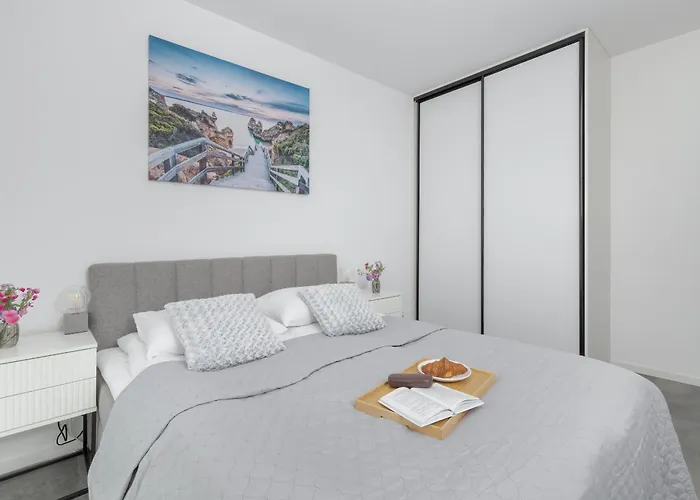 Modern Close To The In By Renters Апартаменты *
