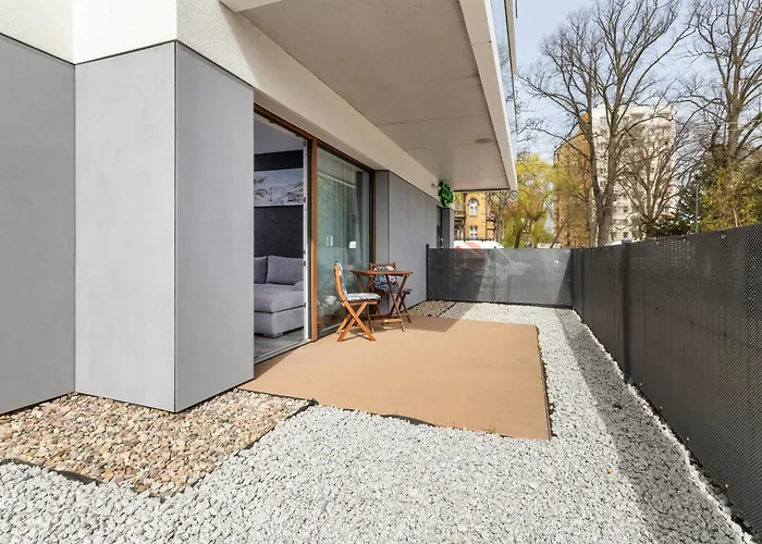 Modern Close To The In By Renters Lägenhet
